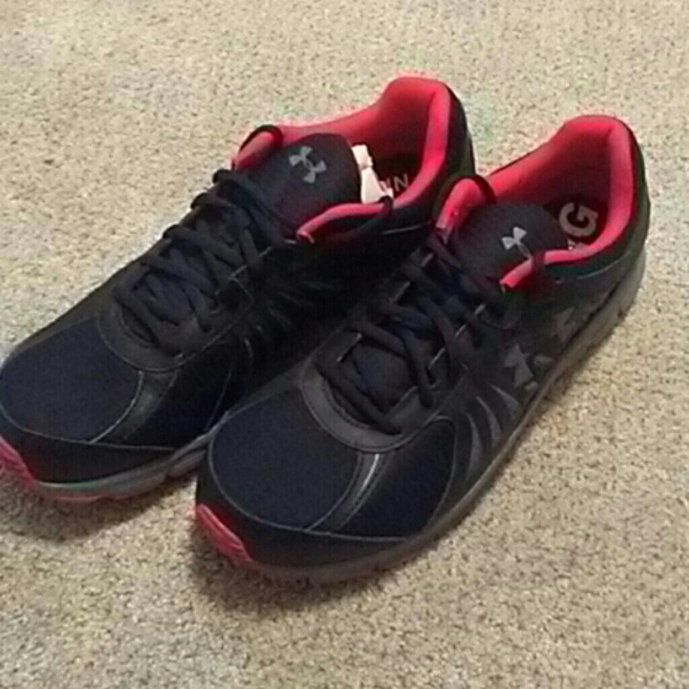 Running shoes